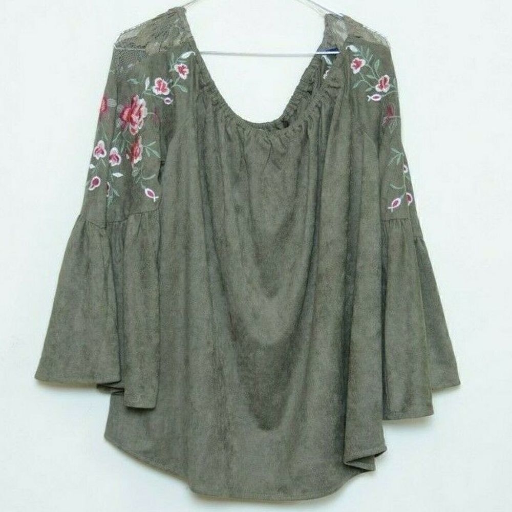 Umgee Olive green top off shoulder embroidered